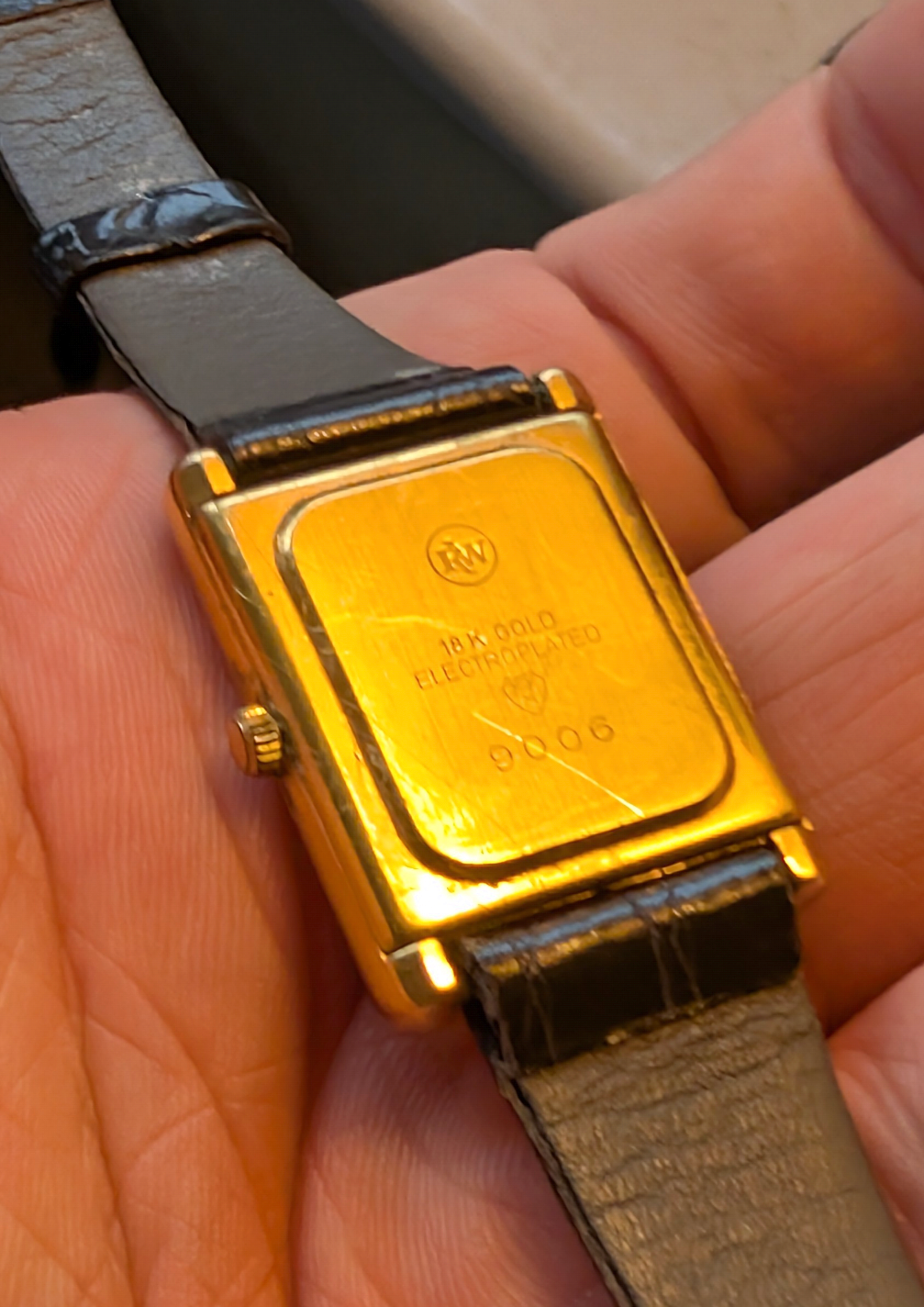 Raymond Weil Geneve Tank 9006 (1990s)