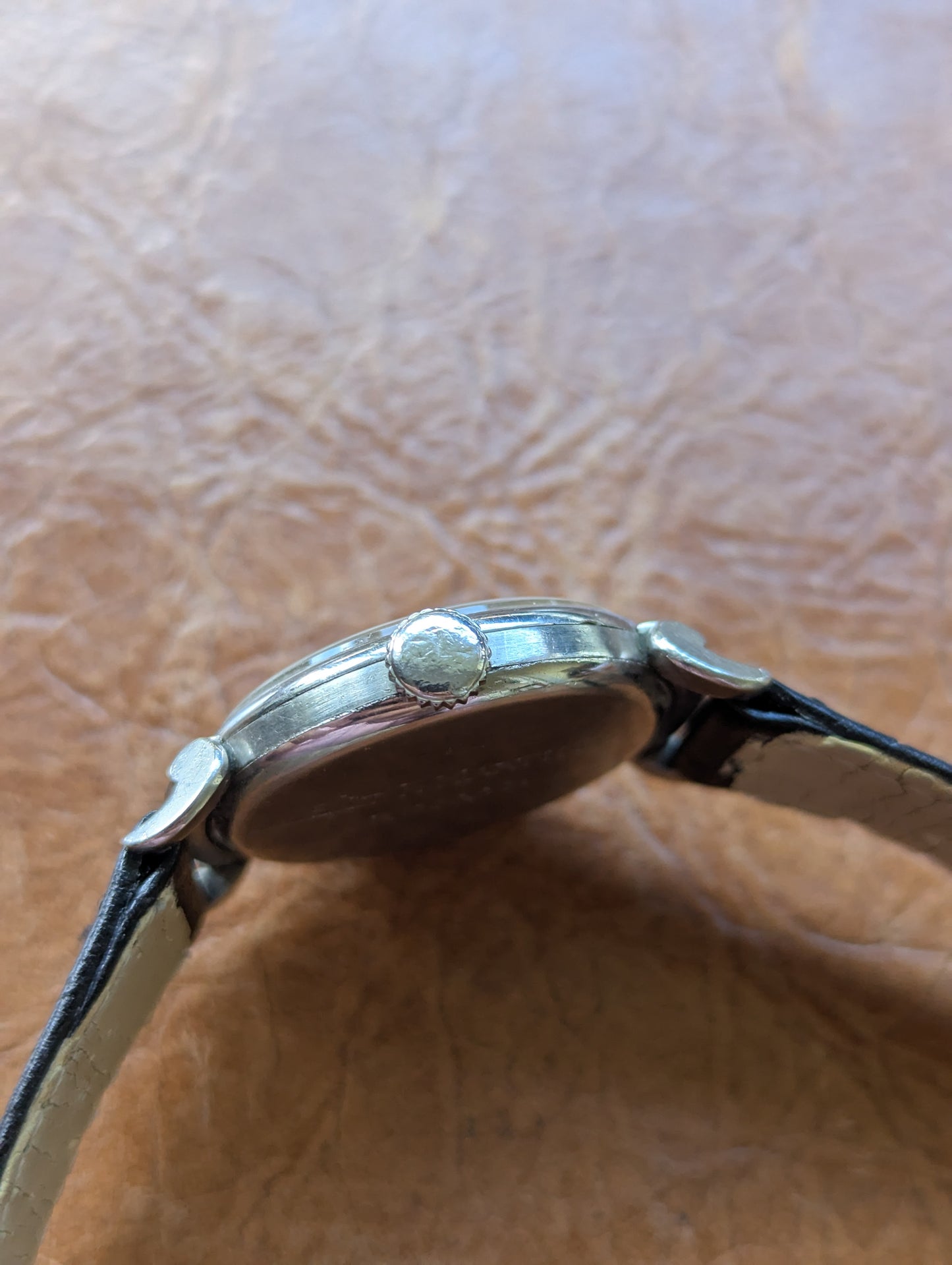 Omega WW2 R.N.V.R (1943)