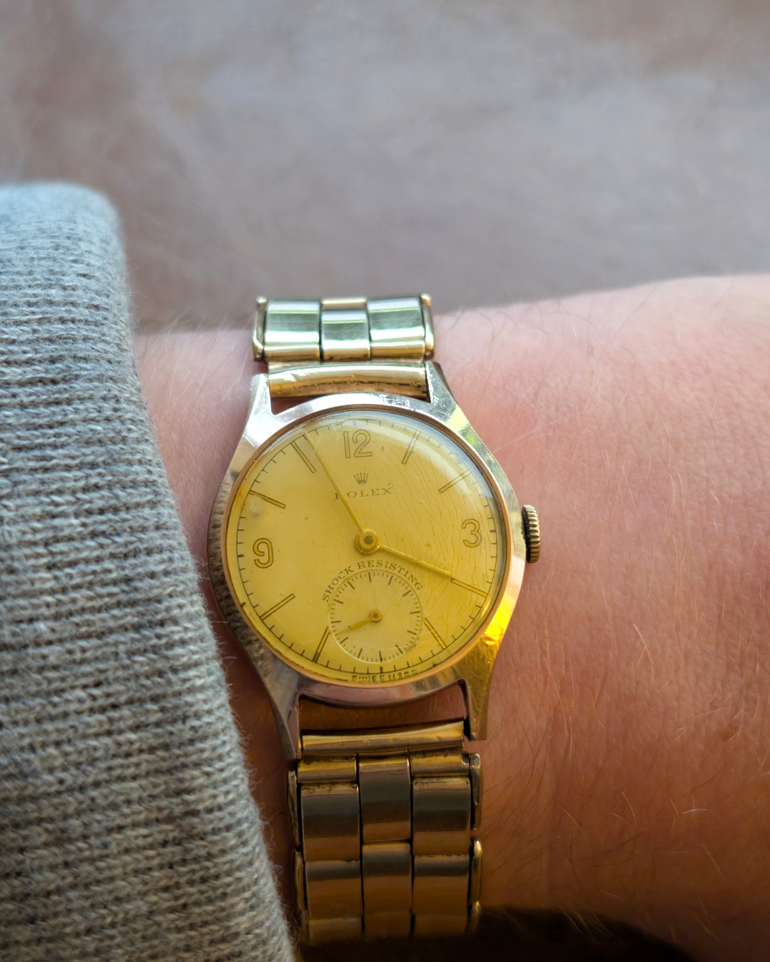 Rolex Shock Resisting 9ct (1950s)